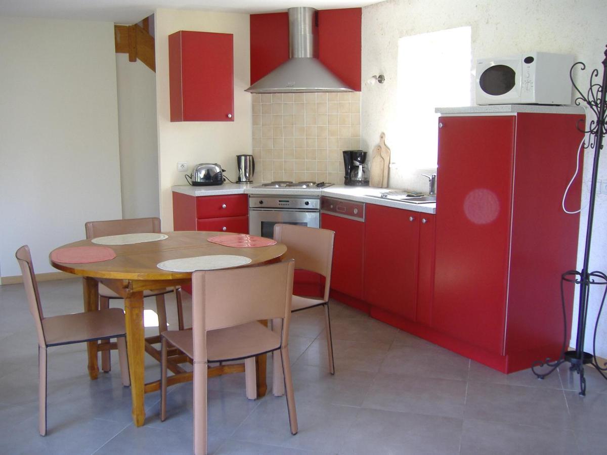 קרוזון Gites Du Manoir De Goandour מראה חיצוני תמונה