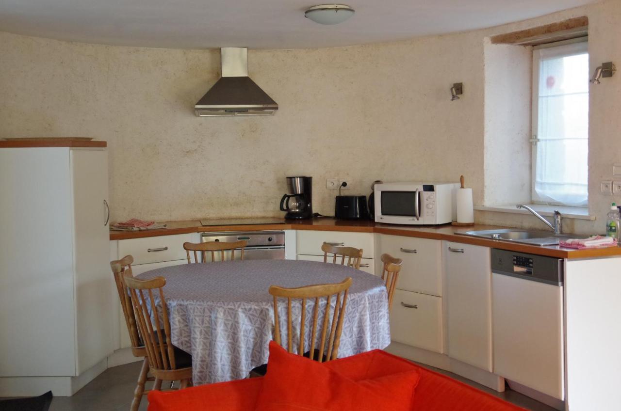 קרוזון Gites Du Manoir De Goandour מראה חיצוני תמונה