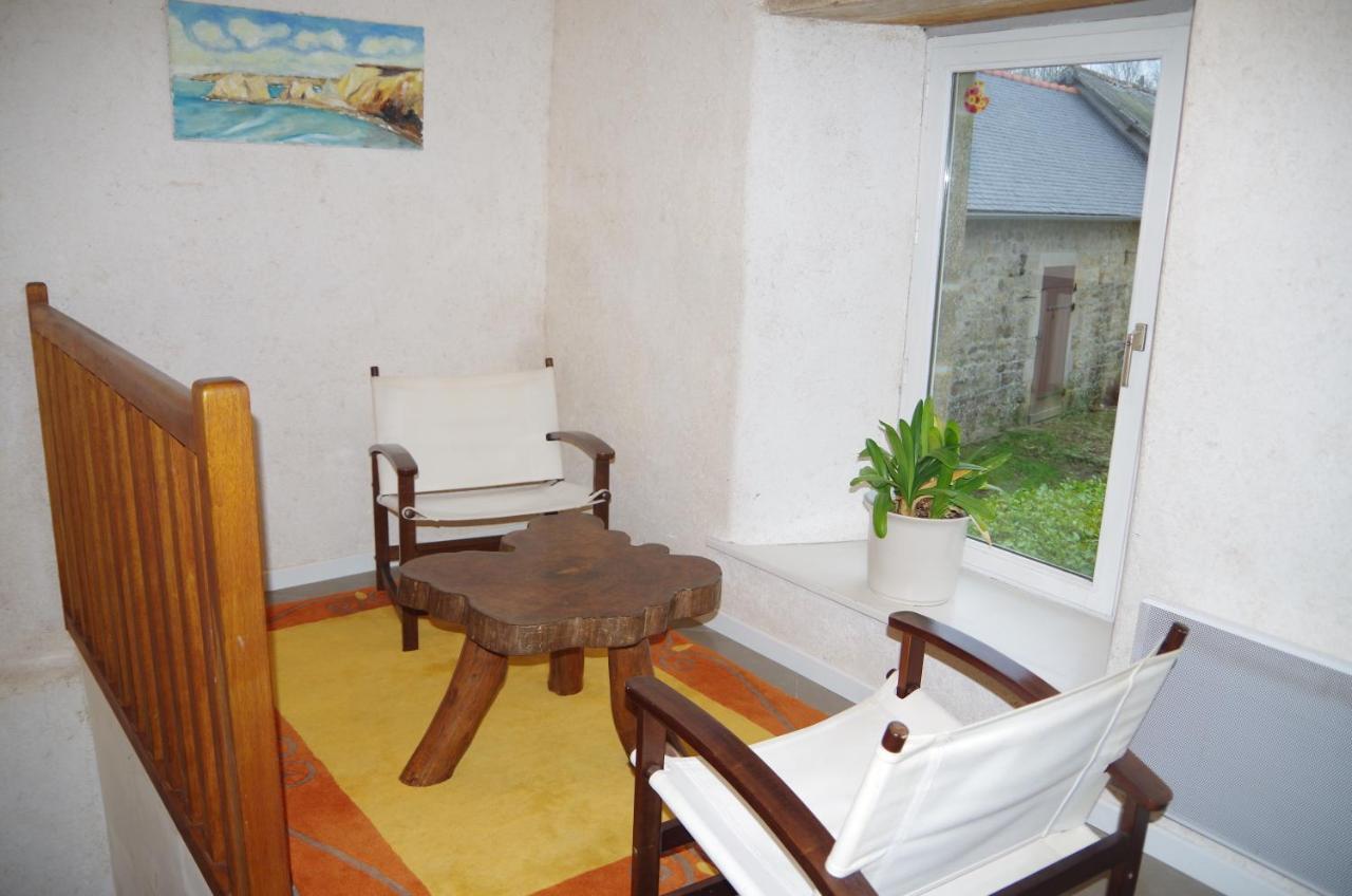 קרוזון Gites Du Manoir De Goandour מראה חיצוני תמונה