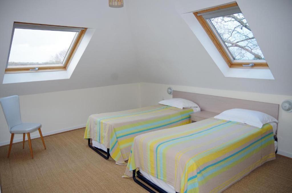קרוזון Gites Du Manoir De Goandour חדר תמונה