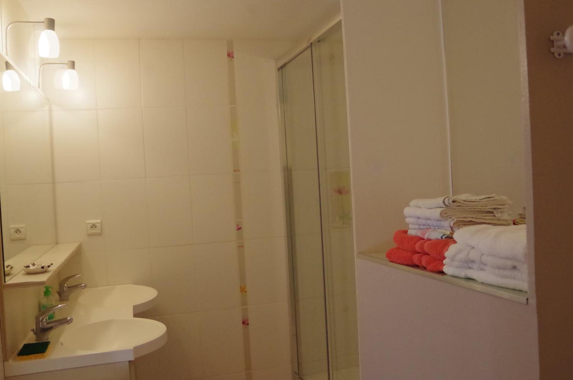 קרוזון Gites Du Manoir De Goandour חדר תמונה